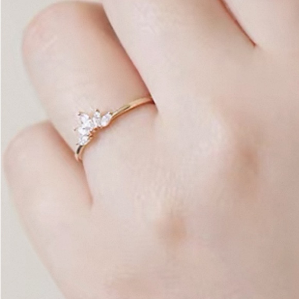 Elegant solid 9K Gold lotus Women's Ring size 5 1/4 - Picture 4 of 4